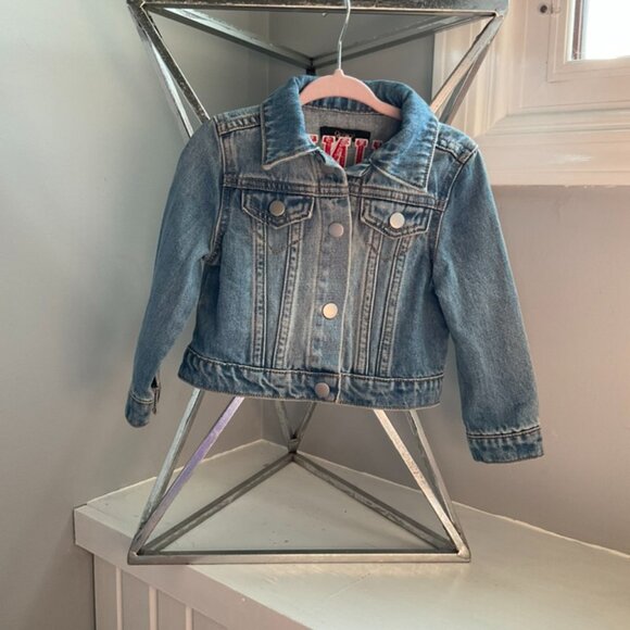 Toddler Jean Jacket w/ Mini Embroidery and Sequin Heart - Picture 3 of 3